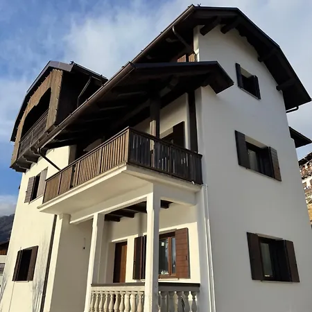 L Ago Maina Apartment