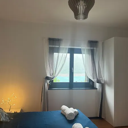 Apartment Maina *